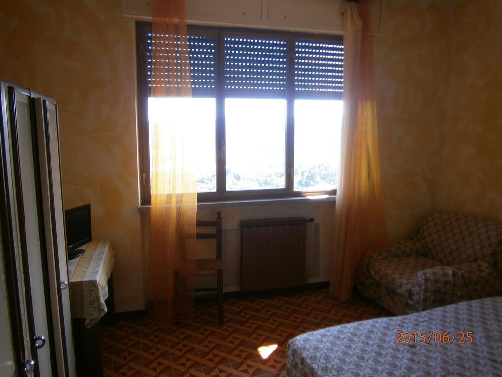 Albergo Il Cantuccio Bolano Szoba fotó